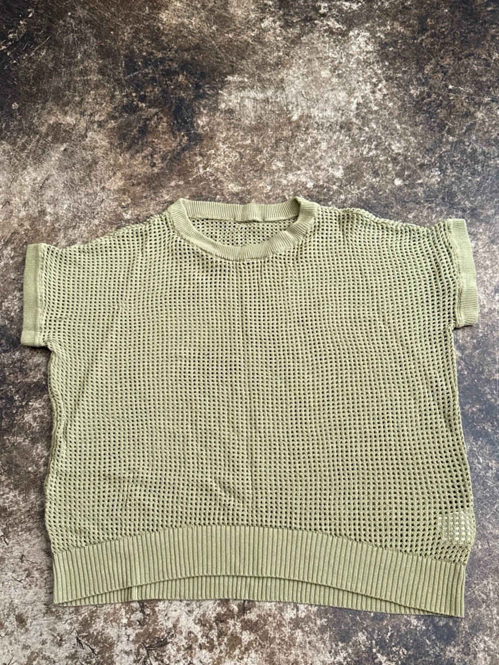 Mesh Olive Short Sleeve Top